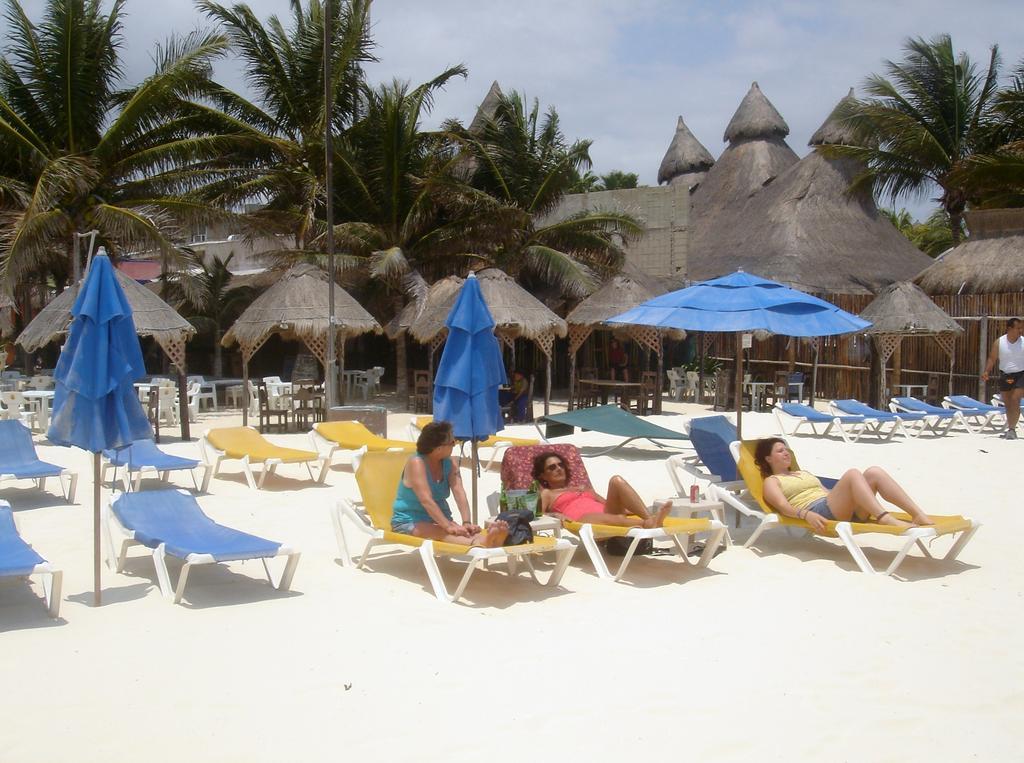 Costa Del Mar Hotel Playa del Carmen Buitenkant foto